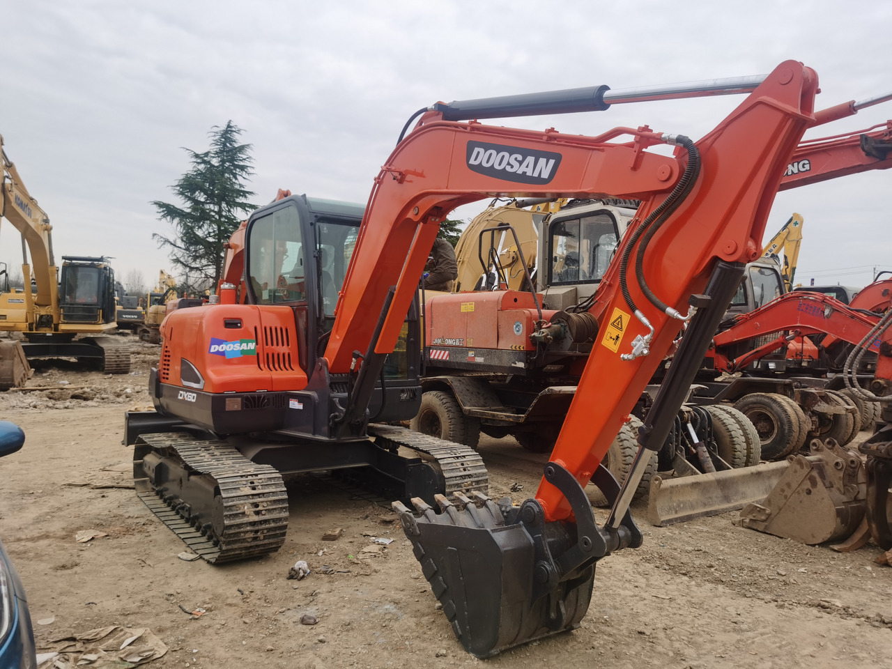 DOOSAN DX60 - Rupsgraafmachine: afbeelding 3 DOOSAN DX60 - Rupsgraafmachine: afbeelding 3