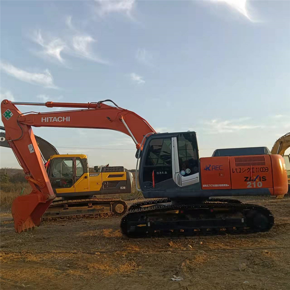 HITACHI ZX210 - Rupsgraafmachine: afbeelding 1 HITACHI ZX210 - Rupsgraafmachine: afbeelding 1