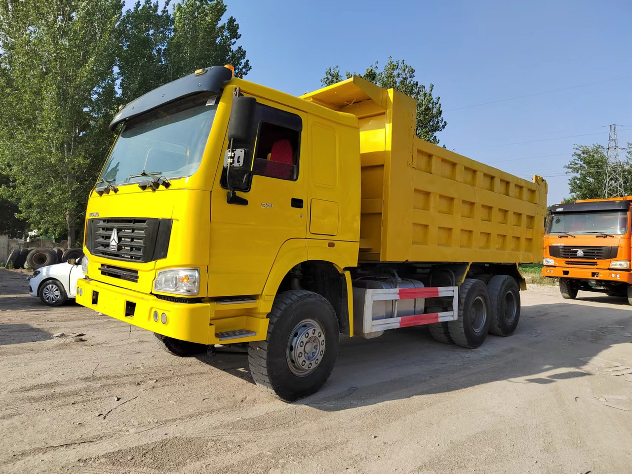 HOWO Dump truck 371 6/4 Click Here for Discount - Kipper vrachtwagen: afbeelding 3 HOWO Dump truck 371 6/4 Click Here for Discount - Kipper vrachtwagen: afbeelding 3