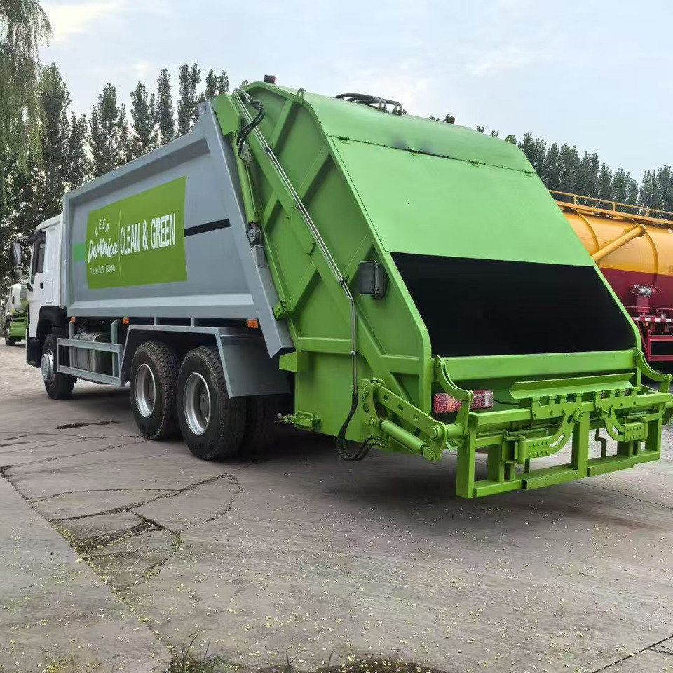 HOWO Garbage Truck Click Here for Discount - Vuilniswagen: afbeelding 4 HOWO Garbage Truck Click Here for Discount - Vuilniswagen: afbeelding 4
