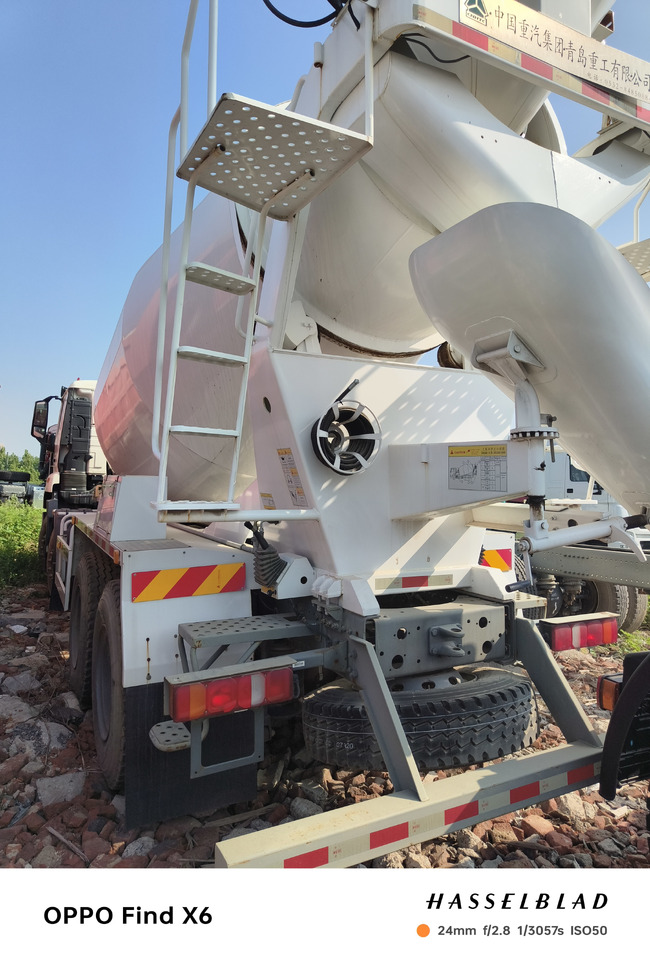 HOWO HaoHan N5G Cement Mixer Truck - Betonmixer: afbeelding 3 HOWO HaoHan N5G Cement Mixer Truck - Betonmixer: afbeelding 3
