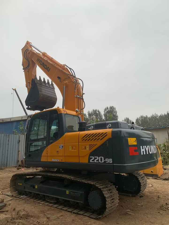 HYUNDAI R220-9S - Rupsgraafmachine: afbeelding 5 HYUNDAI R220-9S - Rupsgraafmachine: afbeelding 5