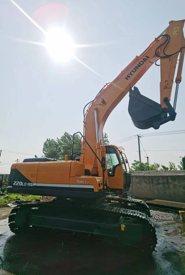 HYUNDAI R220-9S - Rupsgraafmachine: afbeelding 5 HYUNDAI R220-9S - Rupsgraafmachine: afbeelding 5