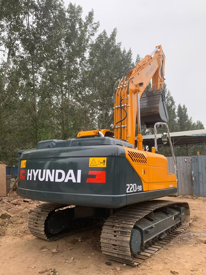 HYUNDAI R220-9S - Rupsgraafmachine: afbeelding 4 HYUNDAI R220-9S - Rupsgraafmachine: afbeelding 4