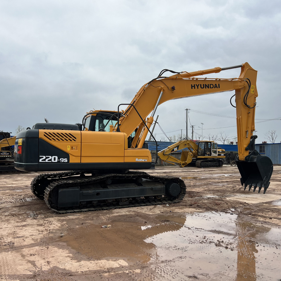 HYUNDAI R220-9S - Rupsgraafmachine: afbeelding 4 HYUNDAI R220-9S - Rupsgraafmachine: afbeelding 4