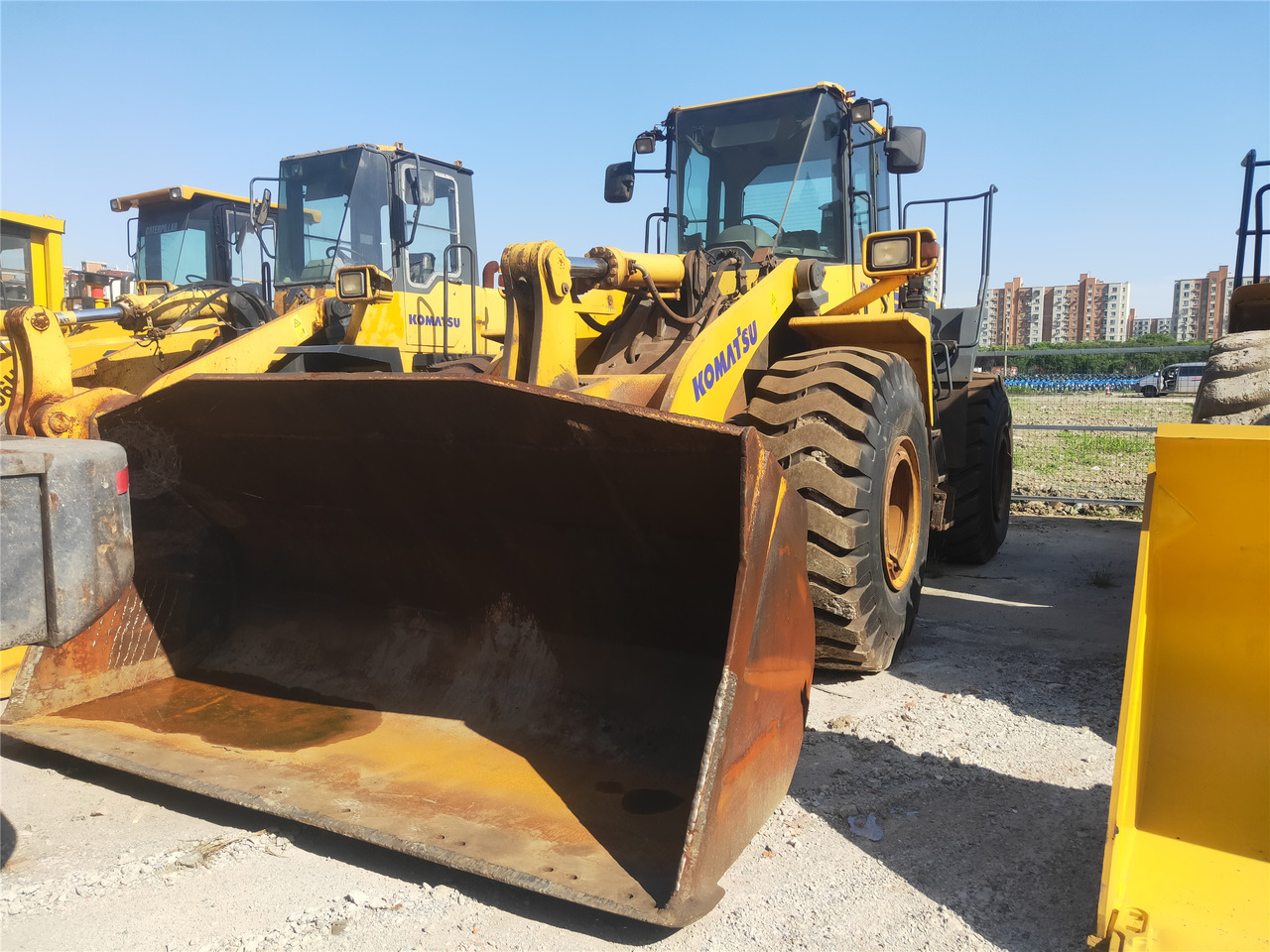 KOMATSU Wheel Loader 470-6 Click Here for Discount - Wiellader: afbeelding 1 KOMATSU Wheel Loader 470-6 Click Here for Discount - Wiellader: afbeelding 1
