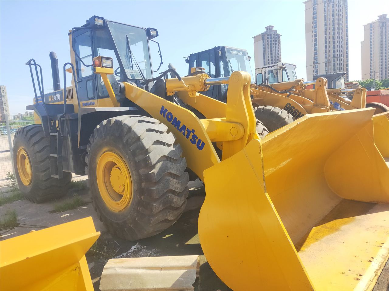 KOMATSU Wheel Loader WA470-3 Click Here for Discount - Wiellader: afbeelding 1 KOMATSU Wheel Loader WA470-3 Click Here for Discount - Wiellader: afbeelding 1