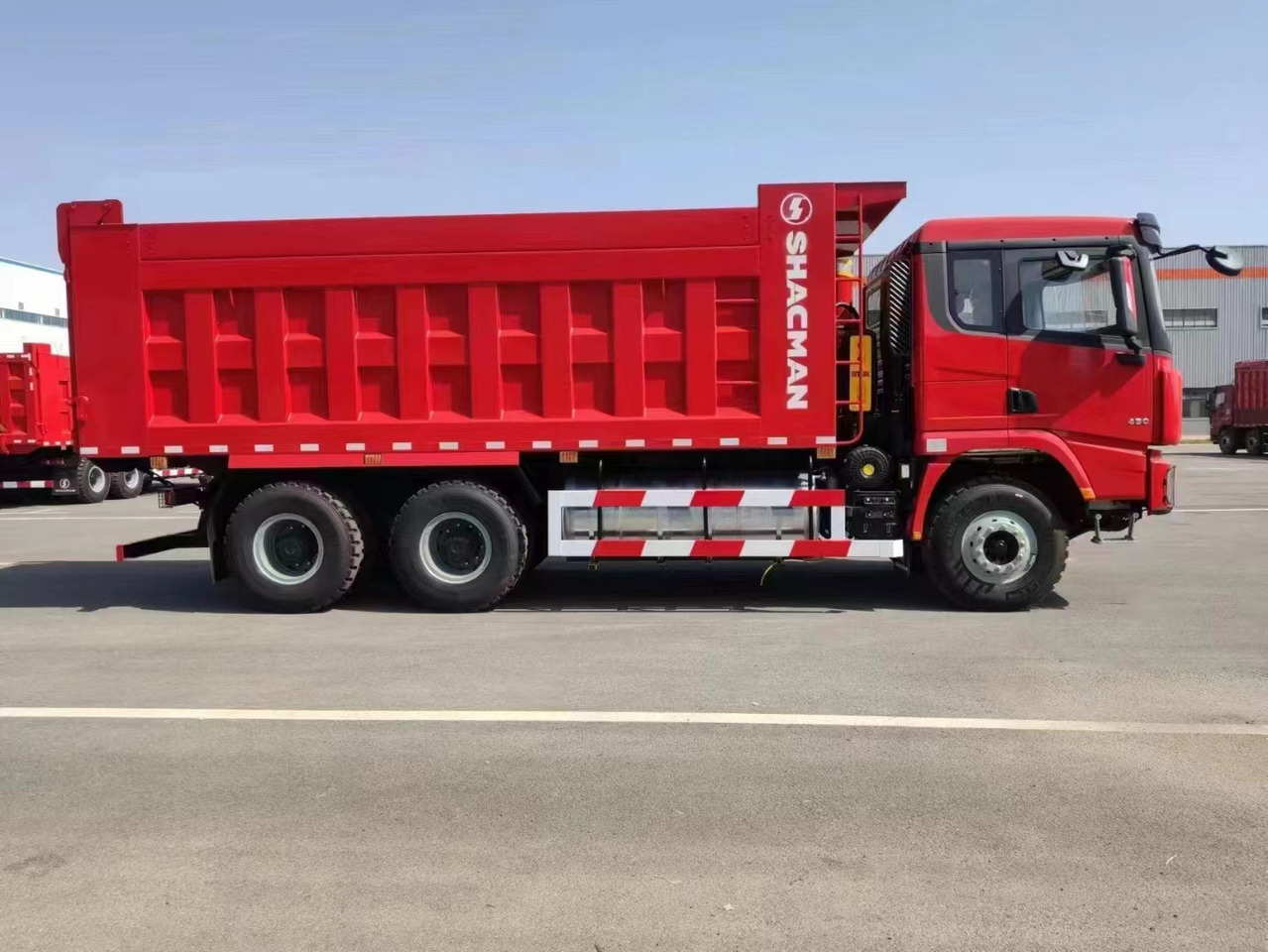 SHACMAN F3000 Dump Truck 6X4 Click for Discount - Kipper vrachtwagen: afbeelding 5 SHACMAN F3000 Dump Truck 6X4 Click for Discount - Kipper vrachtwagen: afbeelding 5