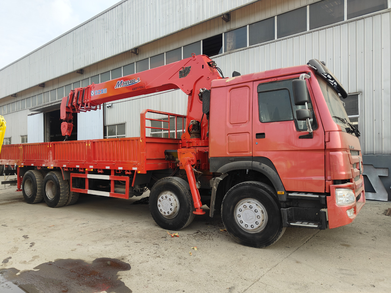 SINOTRUK HOWO 8X4 16 TONS CLICK HERE FOR DISCOUNT - Kraanwagen: afbeelding 3 SINOTRUK HOWO 8X4 16 TONS CLICK HERE FOR DISCOUNT - Kraanwagen: afbeelding 3