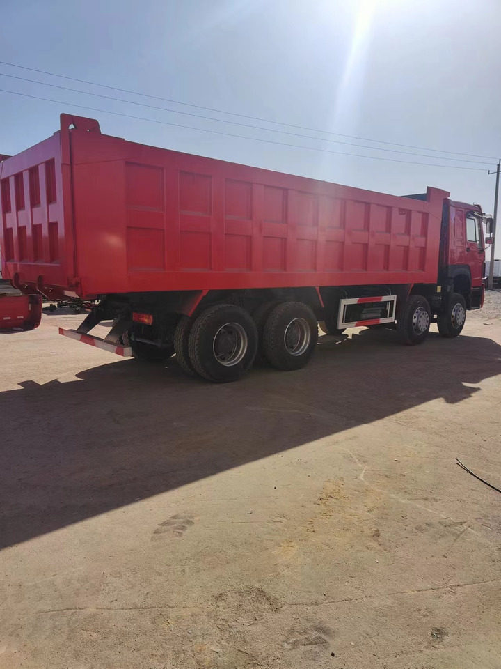 SINOTRUK HOWO 8x4 Dump Truck - Kipper vrachtwagen: afbeelding 5 SINOTRUK HOWO 8x4 Dump Truck - Kipper vrachtwagen: afbeelding 5