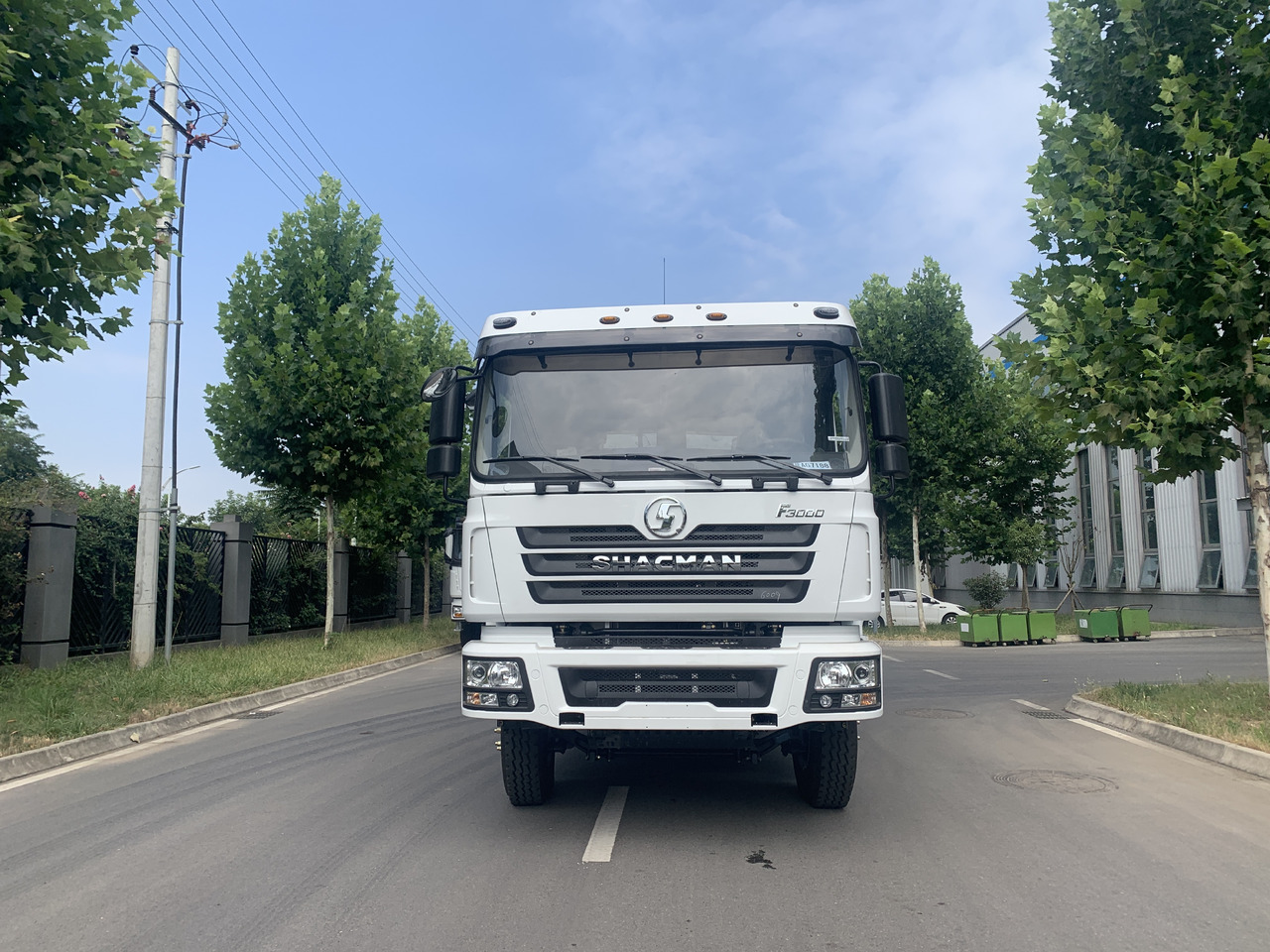 Shacman 6*4 Dump Truck New Brand Click for Discount - Kipper vrachtwagen: afbeelding 4 Shacman 6*4 Dump Truck New Brand Click for Discount - Kipper vrachtwagen: afbeelding 4