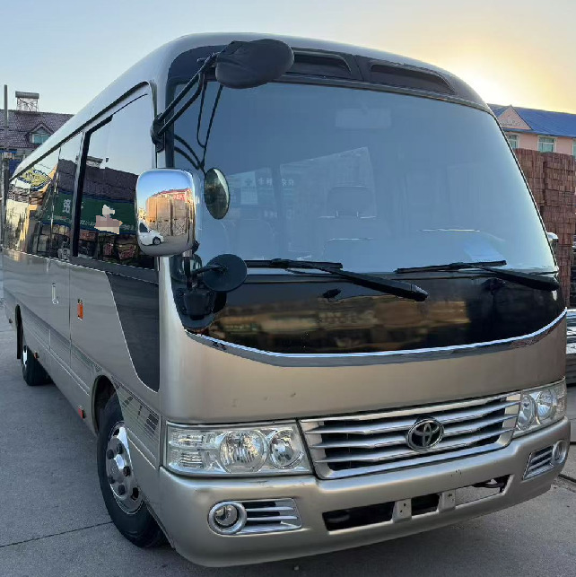TOYOTA Coaster Bus 22Seats - Touringcar: afbeelding 3 TOYOTA Coaster Bus 22Seats - Touringcar: afbeelding 3