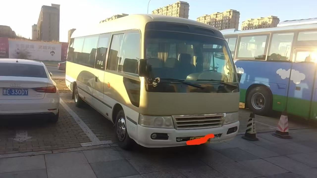 TOYOTA Coaster  Bus  Click Here for Discount - Touringcar: afbeelding 2 TOYOTA Coaster  Bus  Click Here for Discount - Touringcar: afbeelding 2