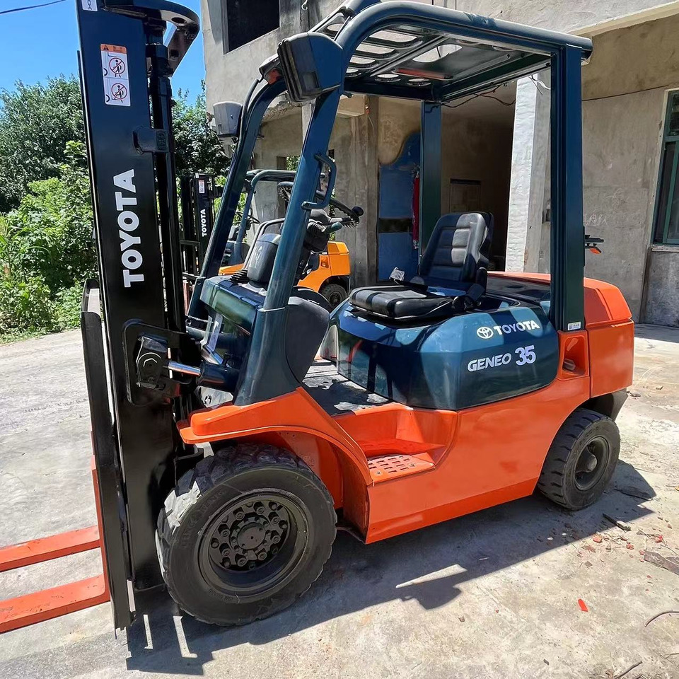 TOYOTA FD35 Forklift 3.5Ton - Diesel heftruck: afbeelding 5 TOYOTA FD35 Forklift 3.5Ton - Diesel heftruck: afbeelding 5