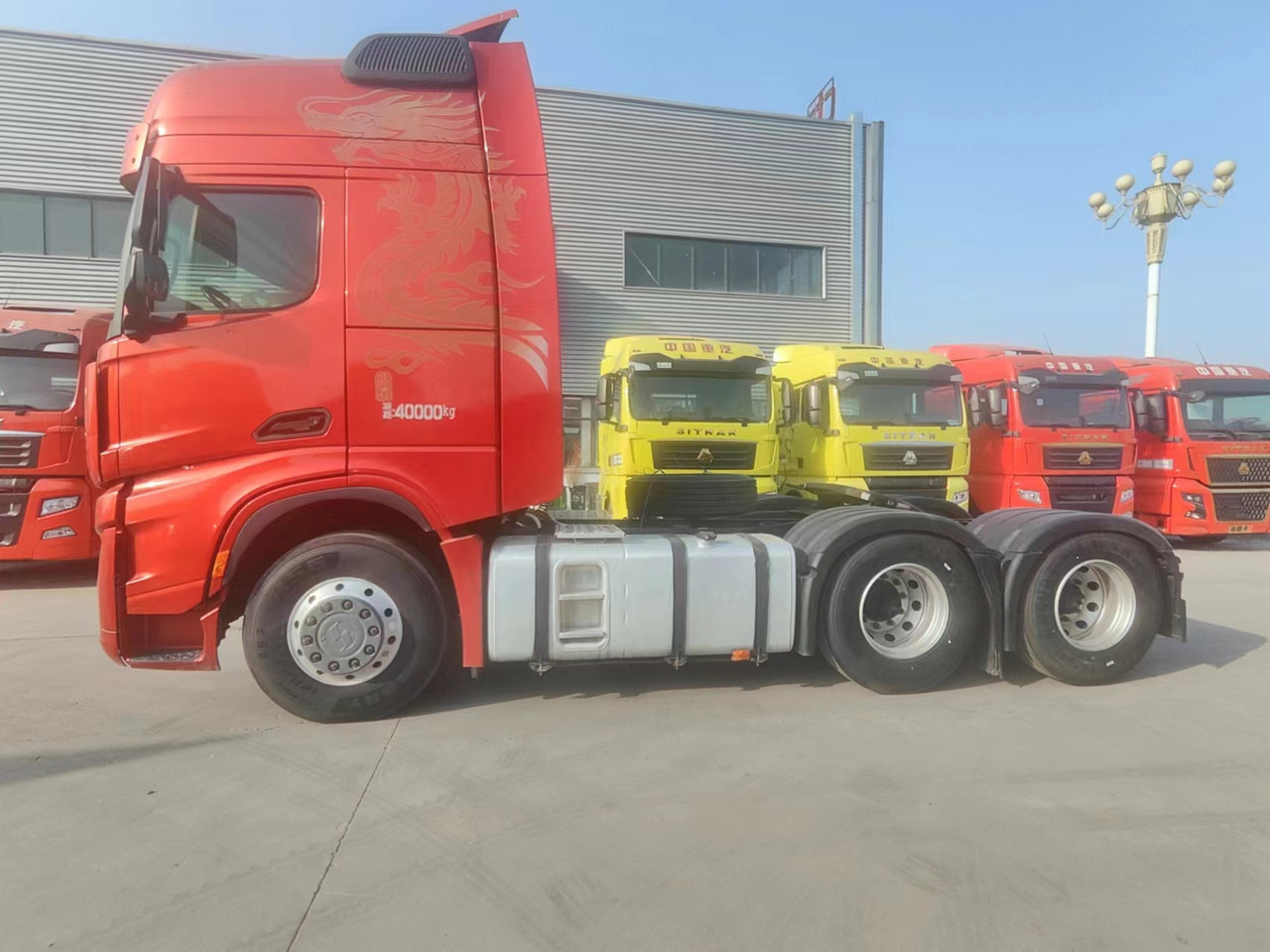 SINOTRUK X6000 6X4 Automatic Tractor Unit - Trekker: afbeelding 4 SINOTRUK X6000 6X4 Automatic Tractor Unit - Trekker: afbeelding 4