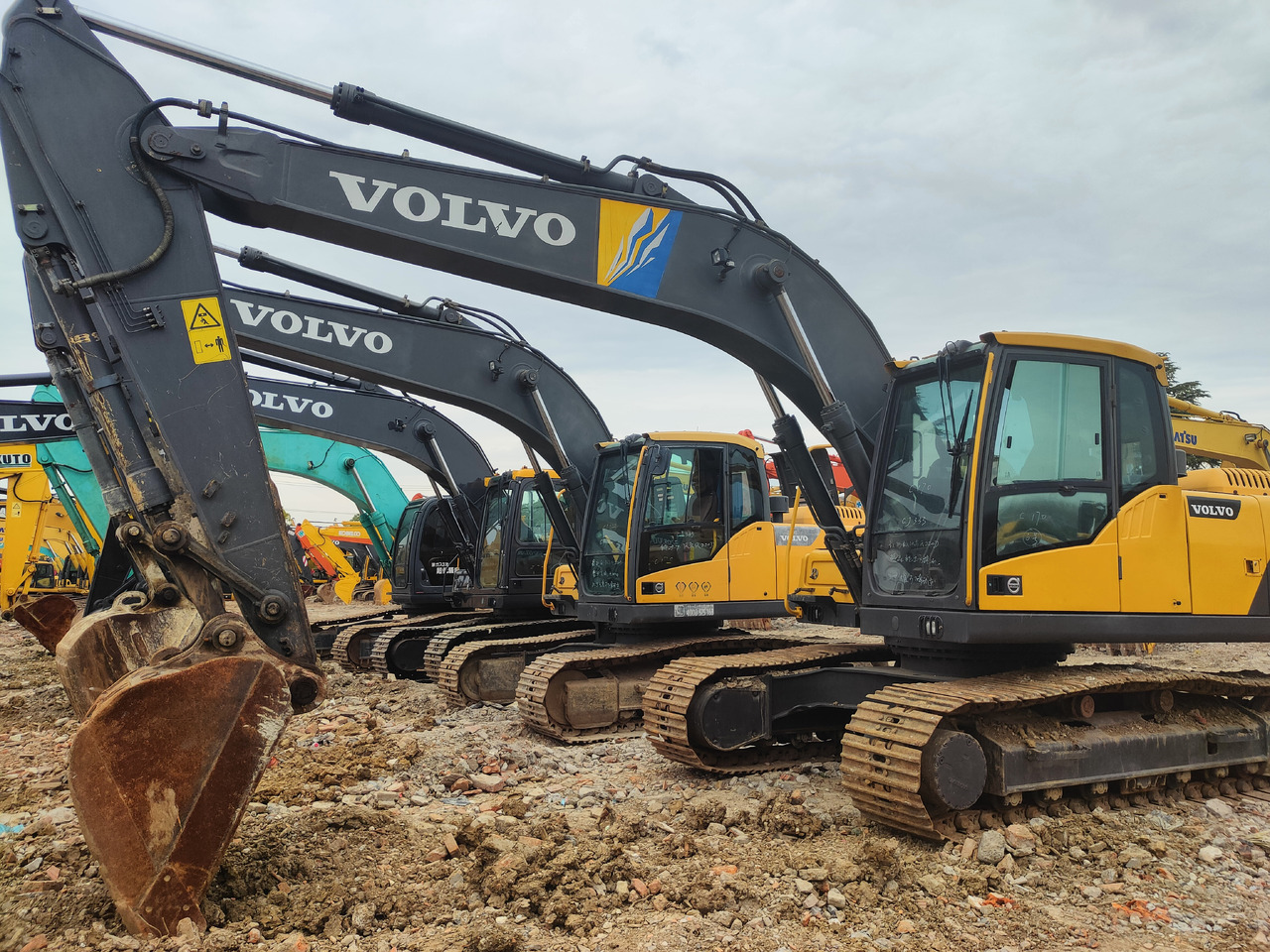 VOLVO EC220D - Rupsgraafmachine: afbeelding 1 VOLVO EC220D - Rupsgraafmachine: afbeelding 1