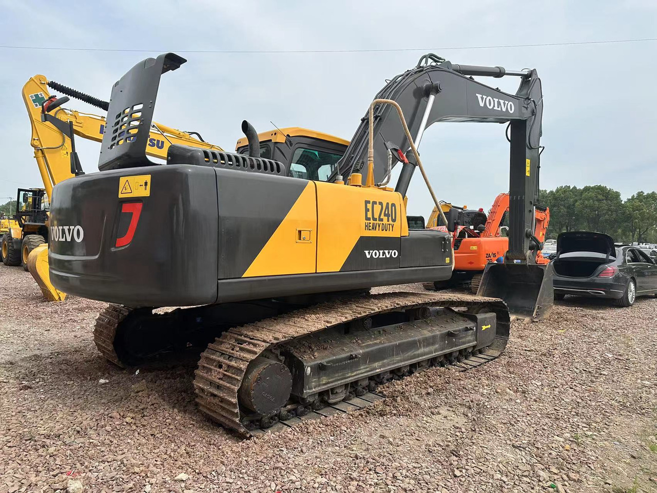 VOLVO Excavator EC240D Cilck for Discount - Rupsgraafmachine: afbeelding 1 VOLVO Excavator EC240D Cilck for Discount - Rupsgraafmachine: afbeelding 1