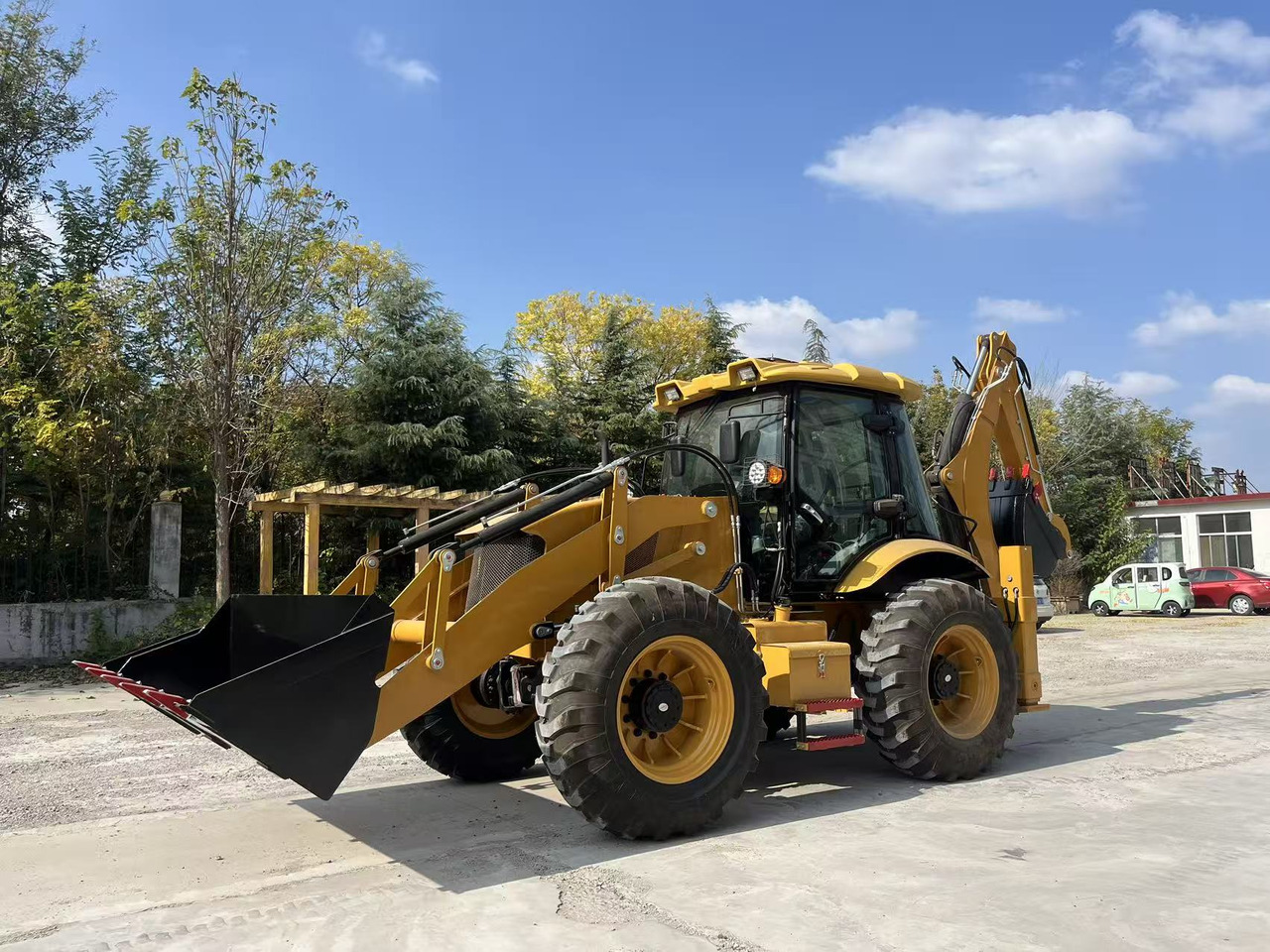 XCMG Backhoe Loader Click for Discount - Graaflaadmachine: afbeelding 2 XCMG Backhoe Loader Click for Discount - Graaflaadmachine: afbeelding 2