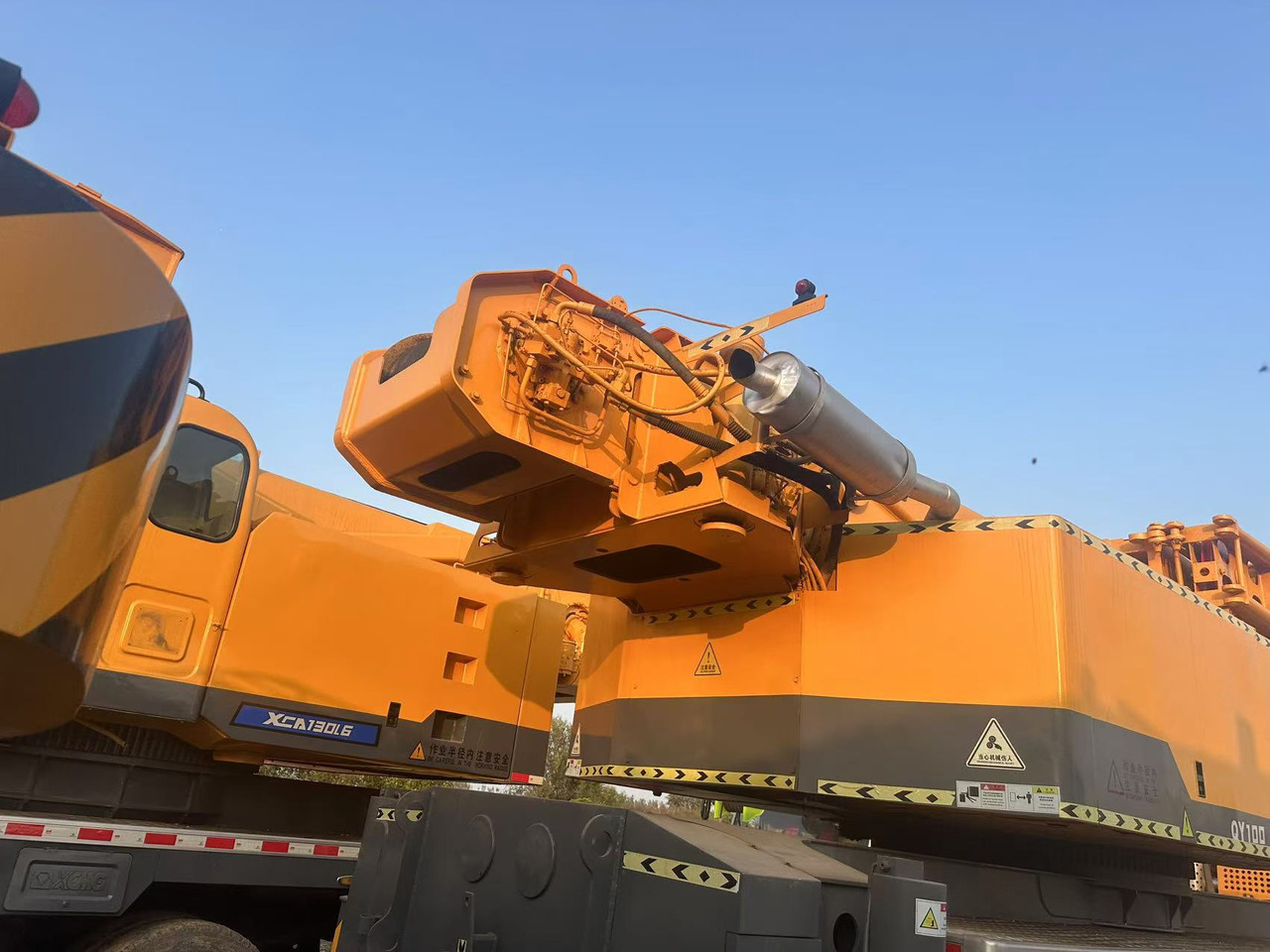 XCMG Crane QY100 - Kraan: afbeelding 4 XCMG Crane QY100 - Kraan: afbeelding 4