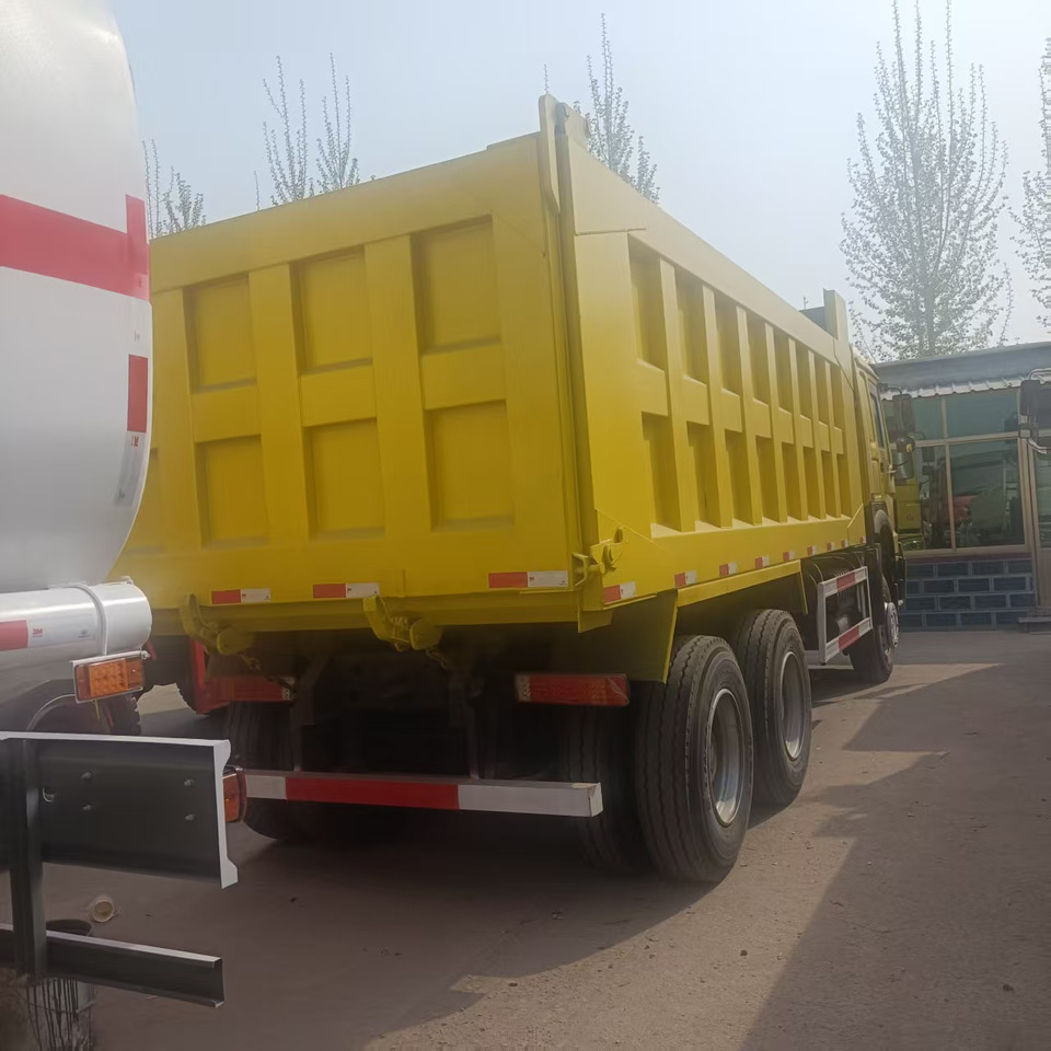 Sinotruk howo 371 6x4 - Kipper vrachtwagen: afbeelding 4 Sinotruk howo 371 6x4 - Kipper vrachtwagen: afbeelding 4