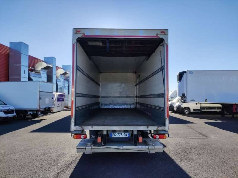Camion Porteur 12 TONNES 210 CV HAYON PORTE RELEVANTE - Bakwagen: afbeelding 5 Camion Porteur 12 TONNES 210 CV HAYON PORTE RELEVANTE - Bakwagen: afbeelding 5