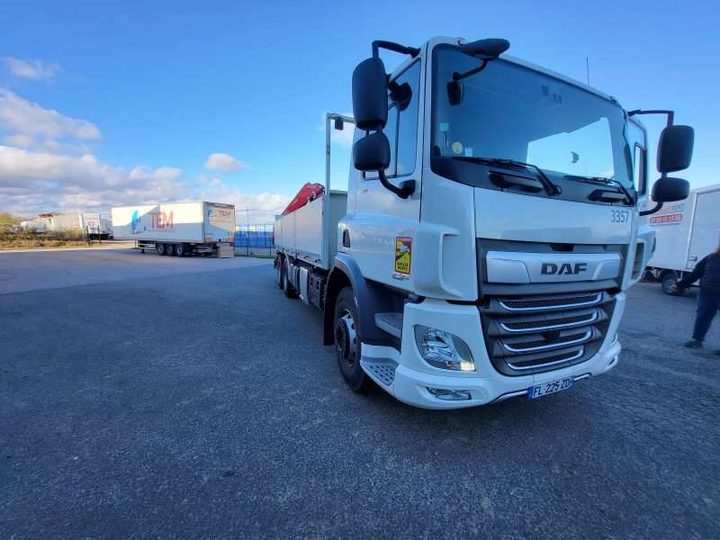 Camion Porteur CAMION GRUE 26 TONNES 410 CV 6X4 - Vrachtwagen met open laadbak, Kraanwagen: afbeelding 4 Camion Porteur CAMION GRUE 26 TONNES 410 CV 6X4 - Vrachtwagen met open laadbak, Kraanwagen: afbeelding 4
