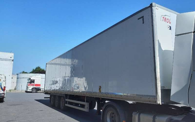 Semi-remorque 3 Essieux 38 TONNES 2 PORTES AR DOUBLE PLANCHER STEELBOX - Gesloten oplegger: afbeelding 2 Semi-remorque 3 Essieux 38 TONNES 2 PORTES AR DOUBLE PLANCHER STEELBOX - Gesloten oplegger: afbeelding 2