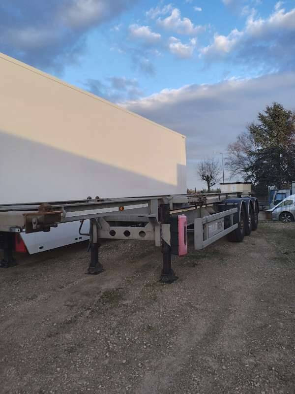 Semi-remorque 3 Essieux 38 TONNES CHARIOT COULISSANT - Containertransporter/ Wissellaadbak oplegger: afbeelding 1 Semi-remorque 3 Essieux 38 TONNES CHARIOT COULISSANT - Containertransporter/ Wissellaadbak oplegger: afbeelding 1