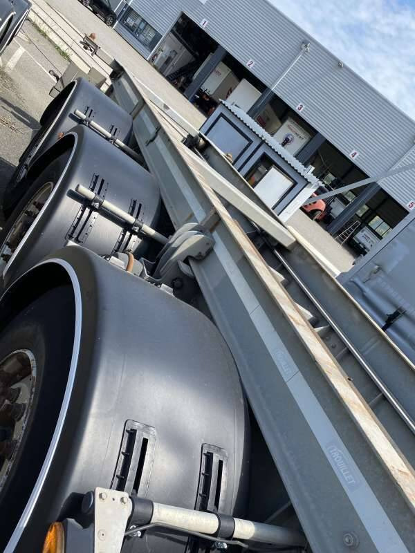 Semi-remorque 3 Essieux 38 TONNES CHARIOT COULISSANT - Containertransporter/ Wissellaadbak oplegger: afbeelding 4 Semi-remorque 3 Essieux 38 TONNES CHARIOT COULISSANT - Containertransporter/ Wissellaadbak oplegger: afbeelding 4