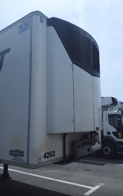 Semi-remorque 3 Essieux FRIGO 38 TONNES HAYON CAISSE CHEREAU GROUPE CARRIER VECTOR HE 19 MT - Koelwagen oplegger: afbeelding 2 Semi-remorque 3 Essieux FRIGO 38 TONNES HAYON CAISSE CHEREAU GROUPE CARRIER VECTOR HE 19 MT - Koelwagen oplegger: afbeelding 2