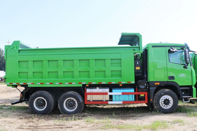 FOTON Foton 6x4 10 Wheeler Dump Truck for Sale in Jamaica - Kipper vrachtwagen: afbeelding 3 FOTON Foton 6x4 10 Wheeler Dump Truck for Sale in Jamaica - Kipper vrachtwagen: afbeelding 3