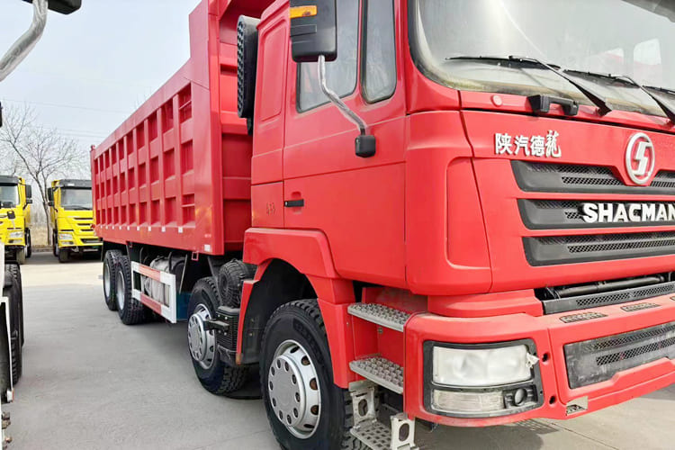 SHACMAN Shacman Truck for sale in Tanzania - Kipper vrachtwagen: afbeelding 4 SHACMAN Shacman Truck for sale in Tanzania - Kipper vrachtwagen: afbeelding 4