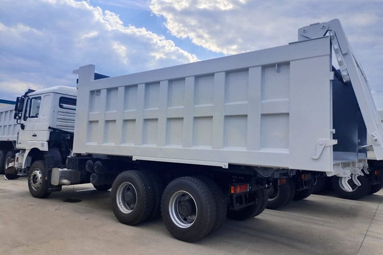 SHACMAN Shacman Trucks for Sale in Ghana - Kipper vrachtwagen: afbeelding 3 SHACMAN Shacman Trucks for Sale in Ghana - Kipper vrachtwagen: afbeelding 3