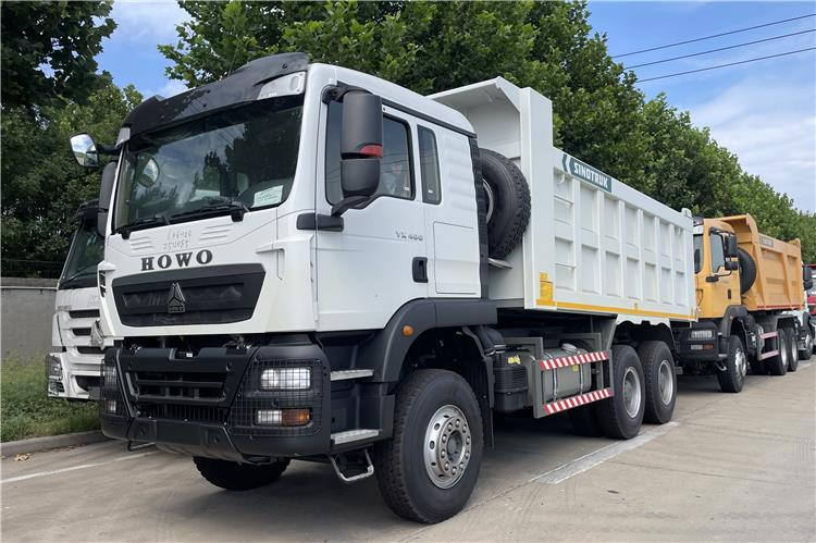 SINOTRUK Howo Dump Truck 6x4 for Sale In Ghana - Kipper vrachtwagen: afbeelding 1 SINOTRUK Howo Dump Truck 6x4 for Sale In Ghana - Kipper vrachtwagen: afbeelding 1