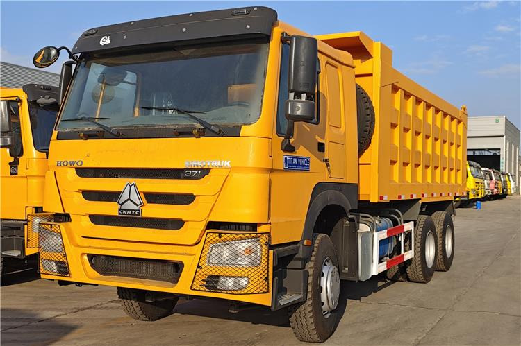 SINOTRUK Used Howo 371 hp Tipper Truck Price for Sale In Uganda - Kipper vrachtwagen: afbeelding 1 SINOTRUK Used Howo 371 hp Tipper Truck Price for Sale In Uganda - Kipper vrachtwagen: afbeelding 1