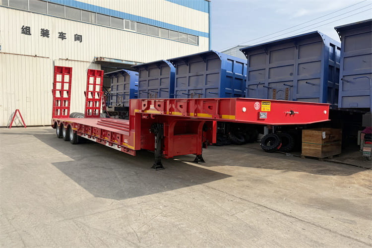 TITAN 100t Lowbed Trailer for Sale in Tanzania - Dieplader oplegger: afbeelding 1 TITAN 100t Lowbed Trailer for Sale in Tanzania - Dieplader oplegger: afbeelding 1