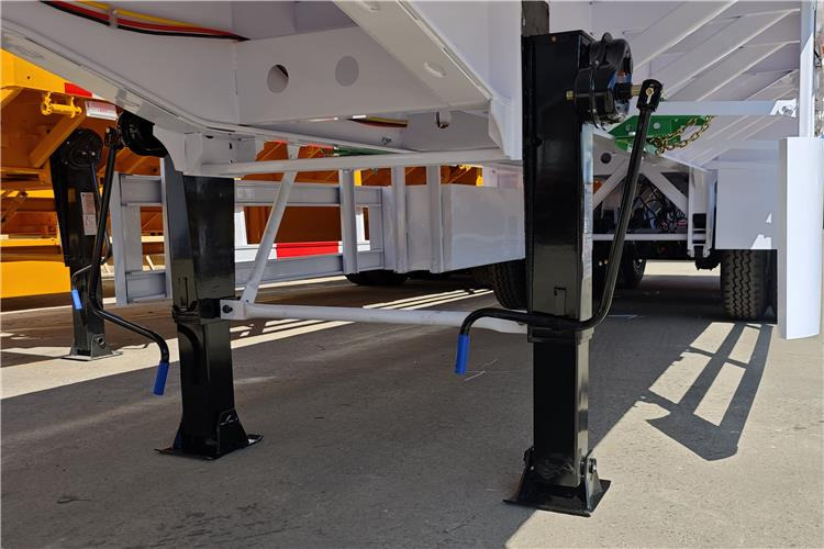 TITAN 13m Semi Truck Flatbed Trailer For Sale In Nigeria - Chassis oplegger: afbeelding 2 TITAN 13m Semi Truck Flatbed Trailer For Sale In Nigeria - Chassis oplegger: afbeelding 2