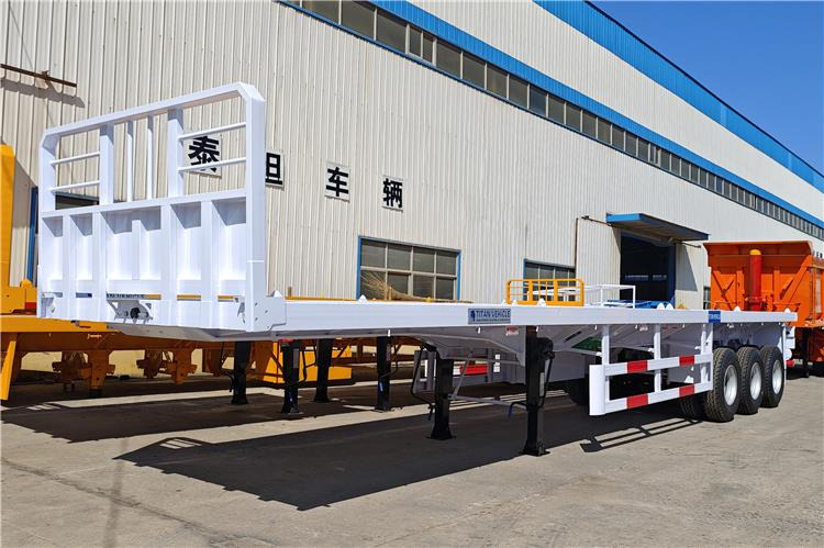 TITAN 13m Semi Truck Flatbed Trailer For Sale In Nigeria - Chassis oplegger: afbeelding 1 TITAN 13m Semi Truck Flatbed Trailer For Sale In Nigeria - Chassis oplegger: afbeelding 1