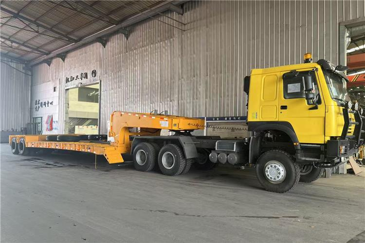 TITAN 2 Axle Detachable Gooseneck Trailer for Sale In Jamaica - Dieplader oplegger: afbeelding 2 TITAN 2 Axle Detachable Gooseneck Trailer for Sale In Jamaica - Dieplader oplegger: afbeelding 2