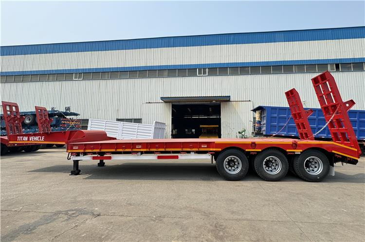 TITAN 3 Axle 60 Ton Truck Lowbed Trailer for Sale In Kenya - Dieplader oplegger: afbeelding 3 TITAN 3 Axle 60 Ton Truck Lowbed Trailer for Sale In Kenya - Dieplader oplegger: afbeelding 3