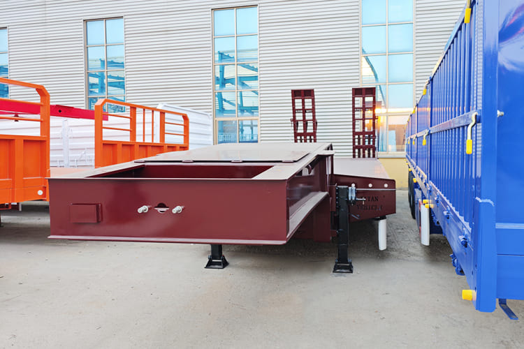 TITAN 3 Axle Low Bed Trailer for Sale in Saudi Arabia - Dieplader oplegger: afbeelding 3 TITAN 3 Axle Low Bed Trailer for Sale in Saudi Arabia - Dieplader oplegger: afbeelding 3