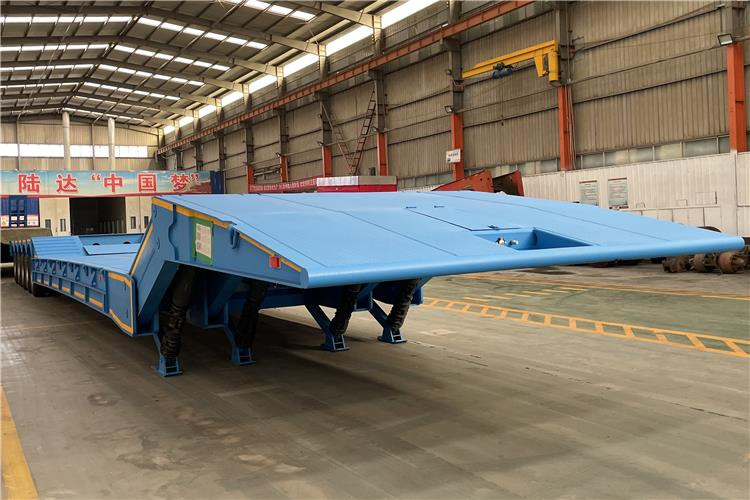 TITAN 4 Axle Folding Gooseneck Trailer for Sale In Zambia - Dieplader oplegger: afbeelding 3 TITAN 4 Axle Folding Gooseneck Trailer for Sale In Zambia - Dieplader oplegger: afbeelding 3