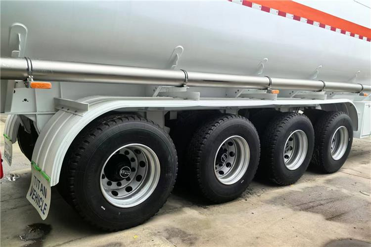 TITAN 4 Axle Fuel Tanker Trailer for Sale In Guyana - Tankoplegger: afbeelding 5 TITAN 4 Axle Fuel Tanker Trailer for Sale In Guyana - Tankoplegger: afbeelding 5