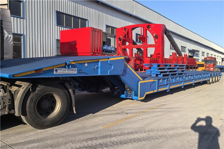 TITAN 4 Line 8 Axle Folding Gooseneck Trailer for Sale In Sudan - Dieplader oplegger: afbeelding 1 TITAN 4 Line 8 Axle Folding Gooseneck Trailer for Sale In Sudan - Dieplader oplegger: afbeelding 1