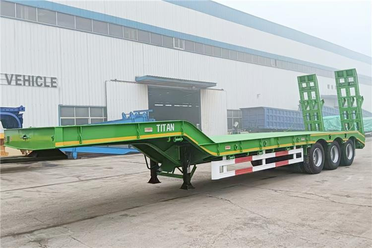 TITAN 80 Ton Equal Width Low Bed Truck Trailer for Sale In Ghana - Dieplader oplegger: afbeelding 1 TITAN 80 Ton Equal Width Low Bed Truck Trailer for Sale In Ghana - Dieplader oplegger: afbeelding 1