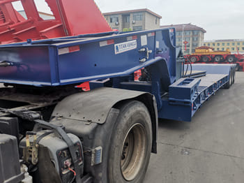 TITAN 80 Ton Lowboy Semi Trailer for Sale in Tanzania - Dieplader oplegger: afbeelding 3 TITAN 80 Ton Lowboy Semi Trailer for Sale in Tanzania - Dieplader oplegger: afbeelding 3