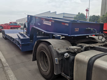 TITAN 80 Ton Lowboy Semi Trailer for Sale in Tanzania - Dieplader oplegger: afbeelding 2 TITAN 80 Ton Lowboy Semi Trailer for Sale in Tanzania - Dieplader oplegger: afbeelding 2