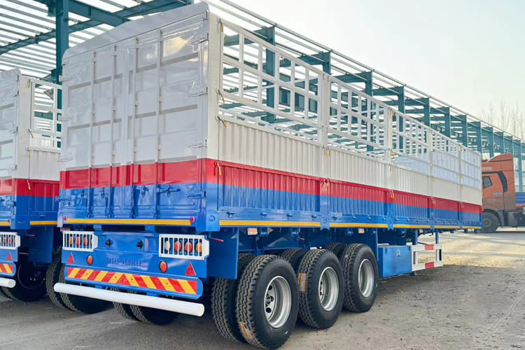 TITAN Livestock Trailer for Sale in Ghana - Veewagen oplegger: afbeelding 1 TITAN Livestock Trailer for Sale in Ghana - Veewagen oplegger: afbeelding 1