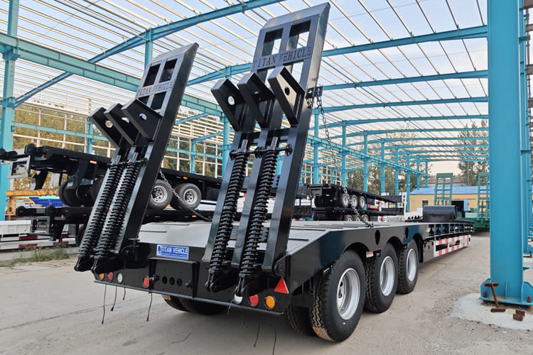 TITAN Low Bed Semi Trailer for Sale in Zambia - Dieplader oplegger: afbeelding 3 TITAN Low Bed Semi Trailer for Sale in Zambia - Dieplader oplegger: afbeelding 3