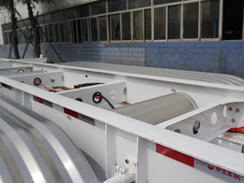 TITAN Skel Trailers for Sale in Sierra Leone - Chassis oplegger: afbeelding 4 TITAN Skel Trailers for Sale in Sierra Leone - Chassis oplegger: afbeelding 4
